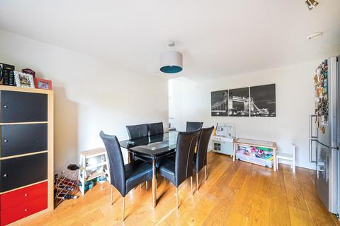 2 bedroom flat for sale, Rope Street, Surrey Quays, London, SE16
