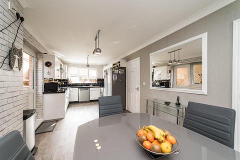4 bedroom semi-detached house for sale, Ladysmith Grove, Whitstable, CT5
