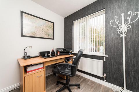 4 bedroom semi-detached house for sale, Ladysmith Grove, Whitstable, CT5