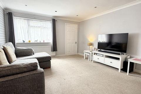 2 bedroom semi-detached house for sale, Cumberland Way, Dibden, SO45