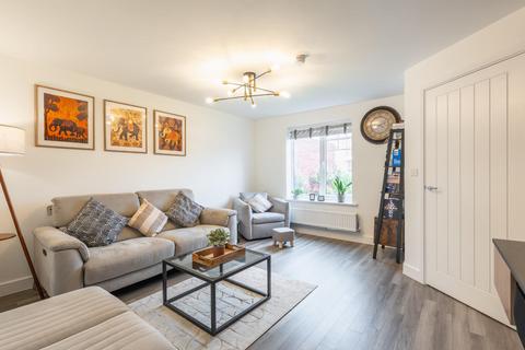 3 bedroom detached house for sale, Brooklime Road, Warwick