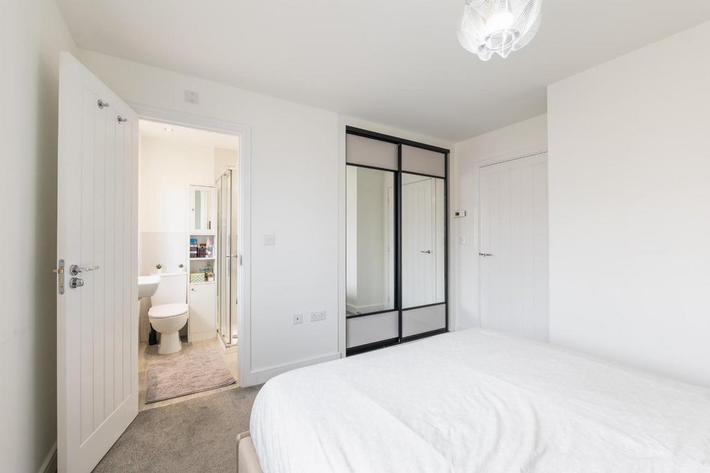 Bedrooms-4.jpg
