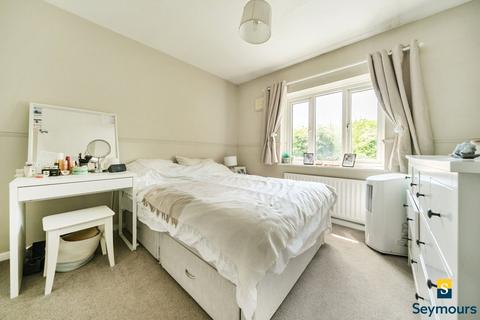 17 Cotts Wood Drive, Guildford, GU4 7RB