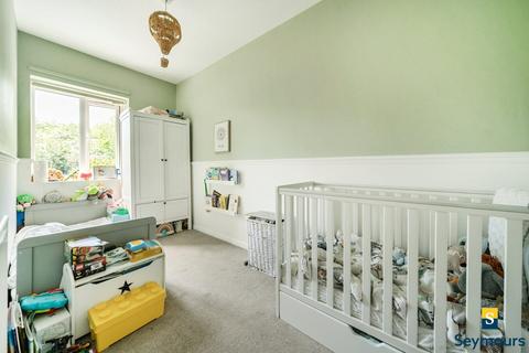 17 Cotts Wood Drive, Guildford, GU4 7RB