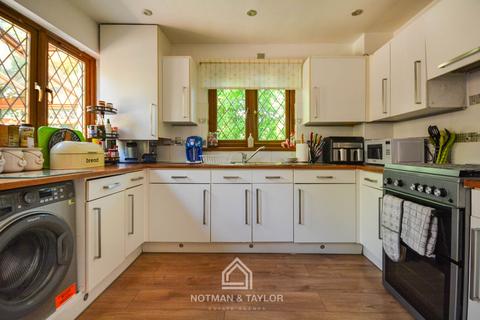 17 Cedar Close, Torpoint, PL11 2QH