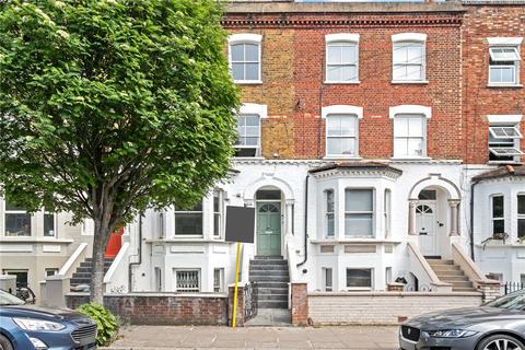 3 bedroom maisonette for sale, St. Thomas's Road, London, N4