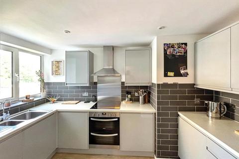 2 bedroom flat for sale, Upperton Road, Eastbourne