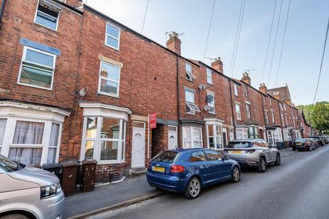 4 bedroom terraced house for sale, Cromwell Street, Lincoln, Lincolnshire, LN2
