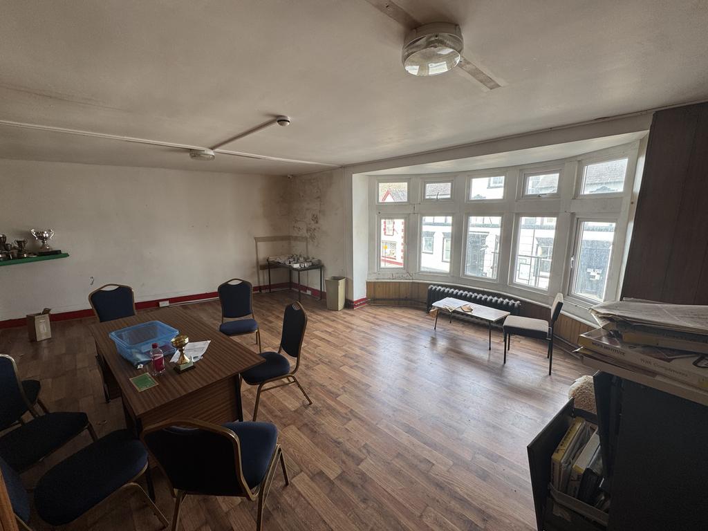 Games Room/Meeting Room and Public Area