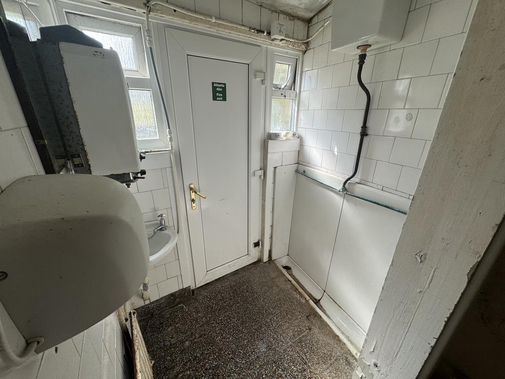 Gents Toilets