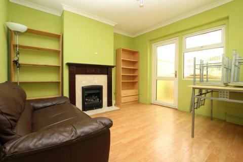 3 bedroom terraced house to rent, Filton Avenue, Bristol BS34
