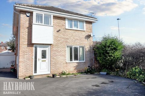4 bedroom detached house for sale, Cropton Road, Royston