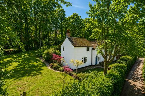 5 bedroom detached house for sale, Laurel Grove, Wrecclesham, Farnham, Surrey, GU10