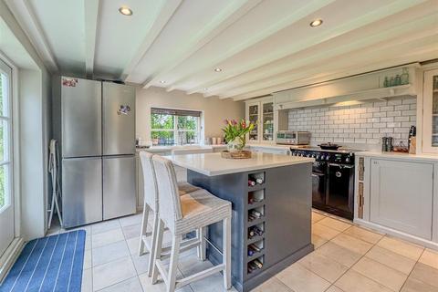 46 Chapel Road, Weston Colville, Cambridge, CB21 5NX