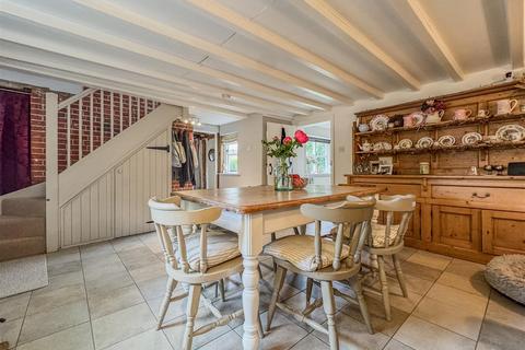 46 Chapel Road, Weston Colville, Cambridge, CB21 5NX