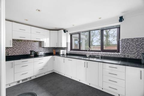 undefined, Gilbey Green, Newport
