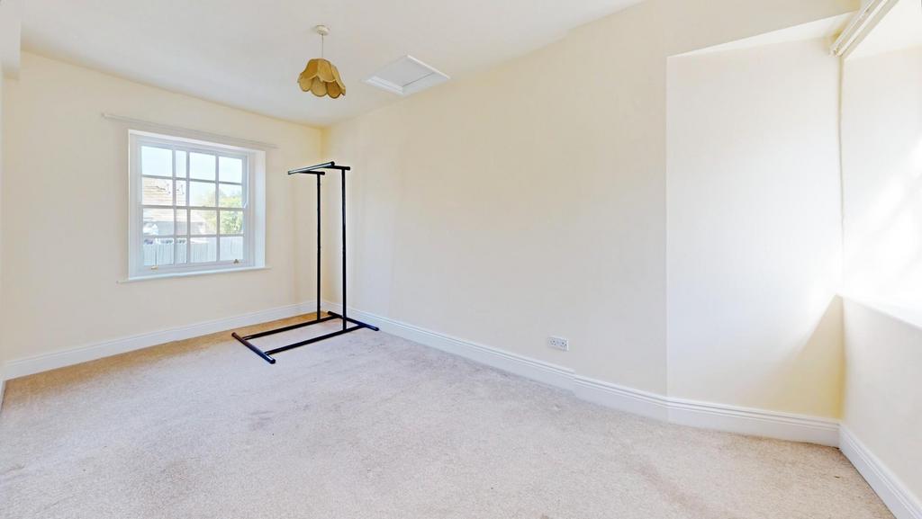 91dad635-Belgrave-House-Bedroom 201.jpg