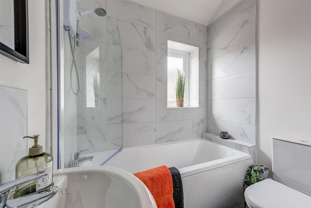 108 Cobden View Road(Interior Staged)-29.jpg