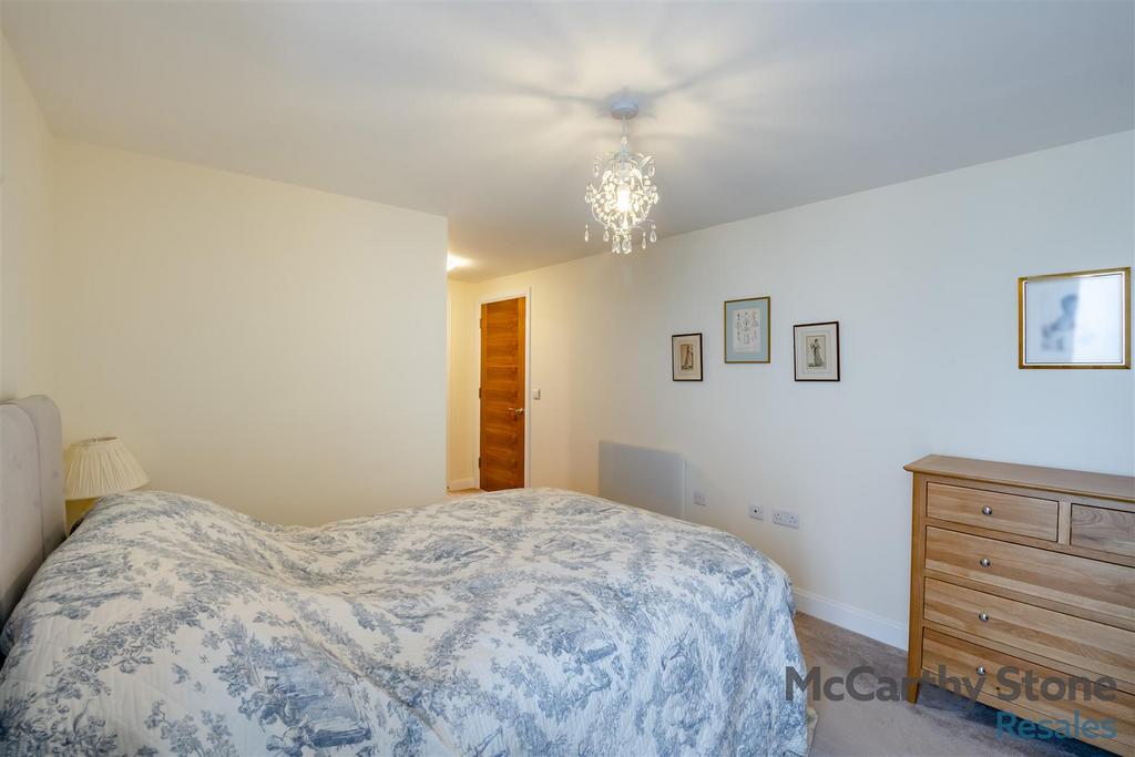 8641374-interior20.jpg
