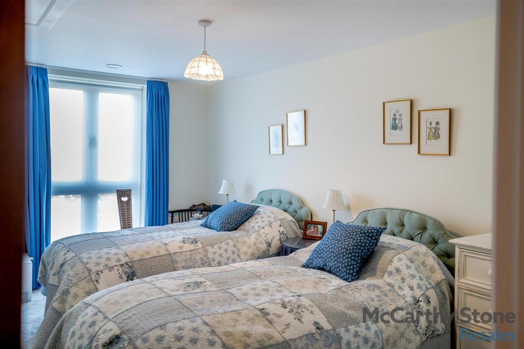 8641374-interior29.jpg