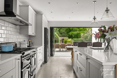 4 bedroom detached house for sale, Forest Glade, Epping CM16