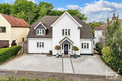 4 bedroom detached house for sale, Forest Glade, Epping CM16