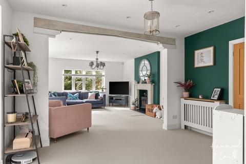 33 Forest Glade, North Weald, Epping, CM16 6LD