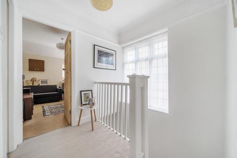 28 Cedar Lawn Avenue, Barnet, EN5 2LN