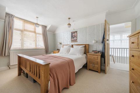 28 Cedar Lawn Avenue, Barnet, EN5 2LN