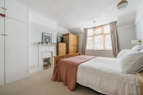 28 Cedar Lawn Avenue, Barnet, EN5 2LN