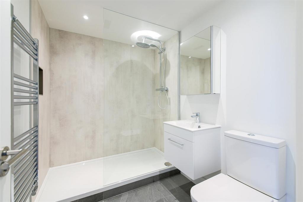 HIGH STREET,12 A, FLAT 3 -  (7).jpg