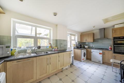 4 bedroom detached house for sale, Glendevon Close, Edgware, Middlesex