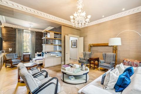 4 bedroom terraced house to rent, Cambridge Gardens, London, W10