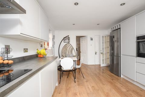 undefined, Sidney Road, Walton-on-Thames, KT12