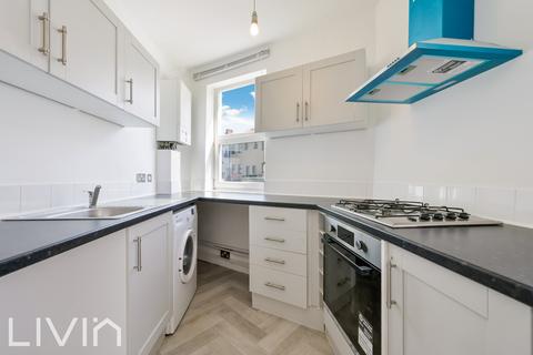 Flat 1, 88 Eardley Road, London, SW16 6BL