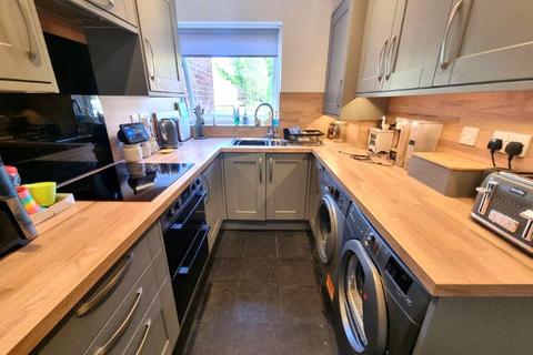 14 Abbotsbury Close, Ipswich, IP2 9SD