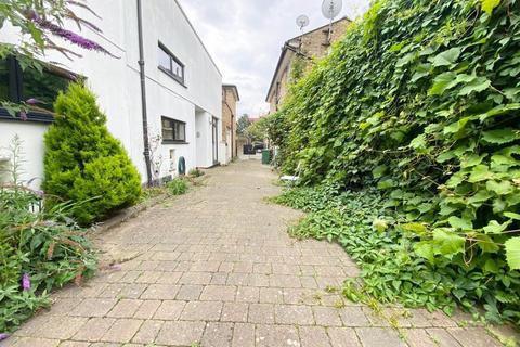 4 bedroom house to rent, Tavistock Mews, Holloway, N19