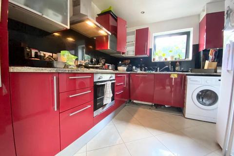4 bedroom house to rent, Tavistock Mews, Holloway, N19