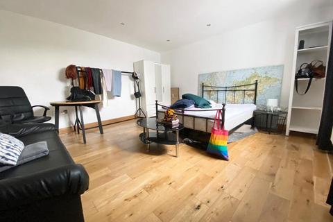 4 bedroom house to rent, Tavistock Mews, Holloway, N19