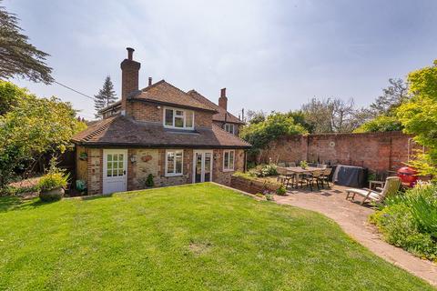 4 bedroom detached house for sale, St. Marys Road, Sevenoaks TN15