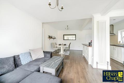 63 Rainsford Way, Hornchurch, RM12 4BL