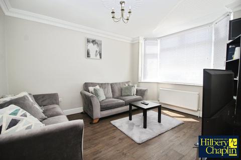 63 Rainsford Way, Hornchurch, RM12 4BL
