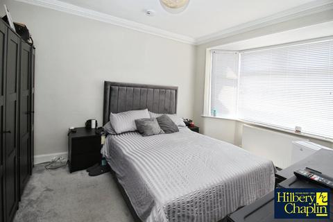63 Rainsford Way, Hornchurch, RM12 4BL