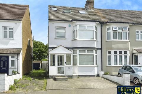 63 Rainsford Way, Hornchurch, RM12 4BL