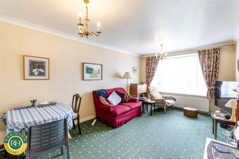 2 bedroom semi-detached bungalow for sale, St. Marys Crescent, Tickhill, Doncaster