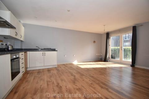 2 bedroom flat for sale, Ashworth House, Heritage Way, Priddys Hard