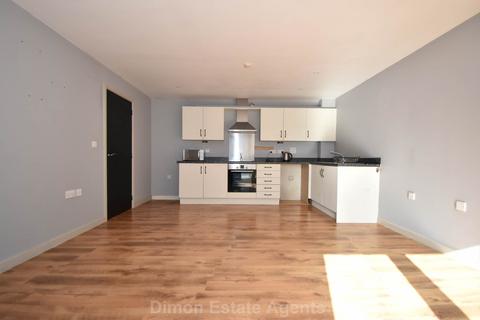 2 bedroom flat for sale, Ashworth House, Heritage Way, Priddys Hard