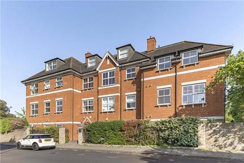 Daysbrook Road, London, SW2