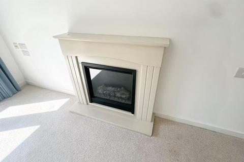2 bedroom house for sale, Birmingham Road, Sutton Coldfield