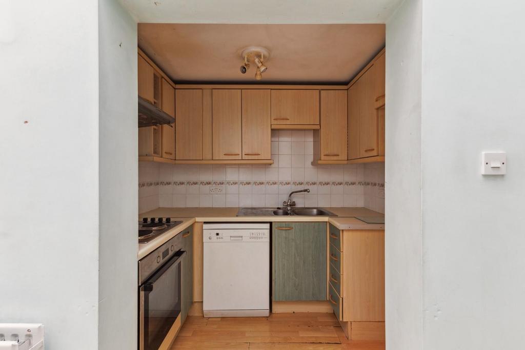 90738 2 Water Lane(7).jpg